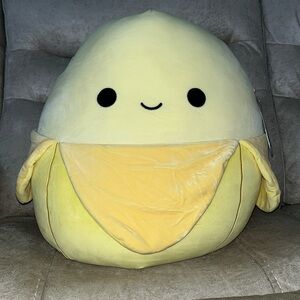 🍌Squishmallows JUNIE the BANANA! Big 16” BNWT HTF Collector’s Fave!